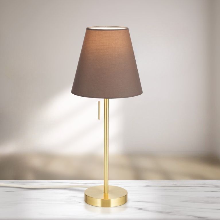 Tischleuchte SHADE, Small, Messing-matt, mit konischem, braunem Schirm