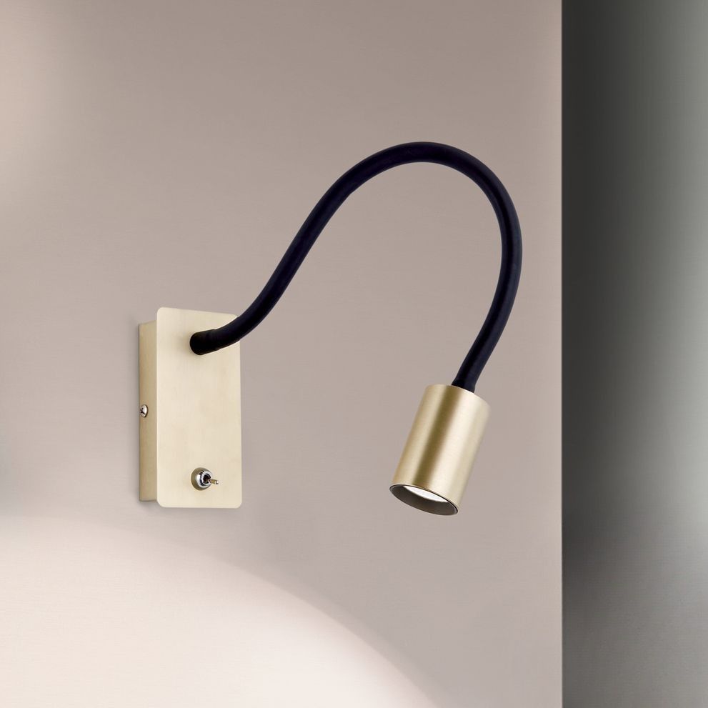 Led wall light KURT, brass matt