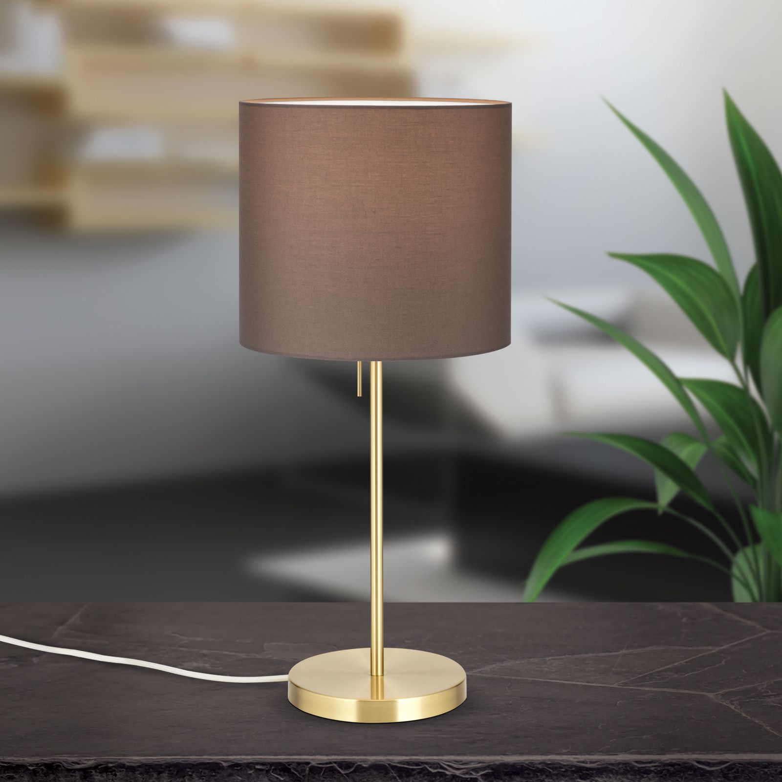 Tischleuchte SHADE, Medium, Messing-matt, mit zylindrischem, braunem Schirm
