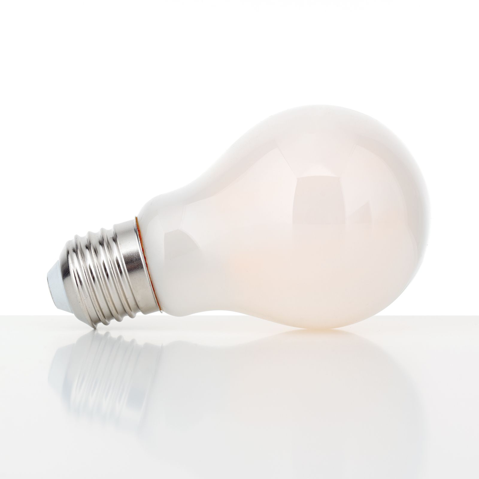 LED bulb shape, E27, 15 watts, matt