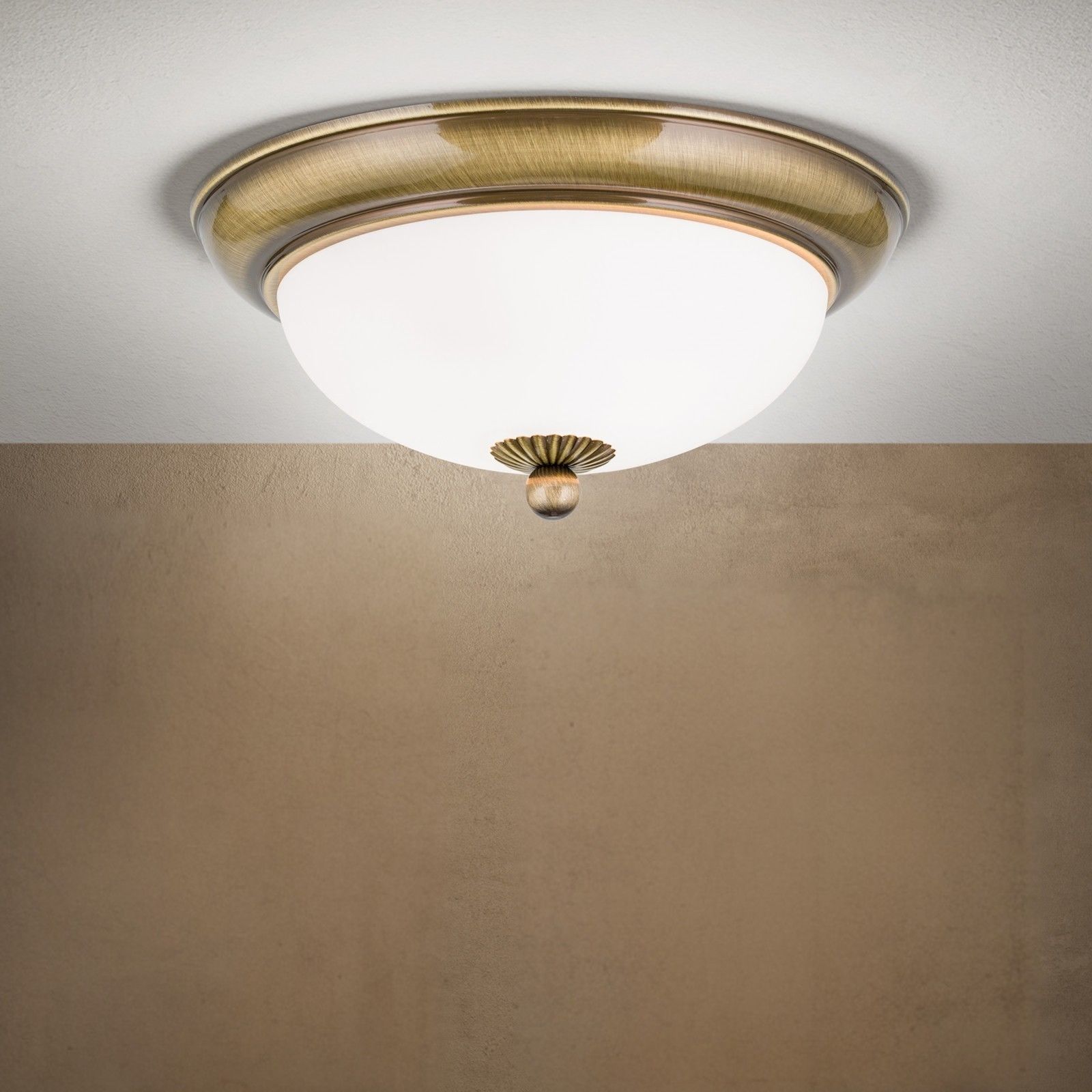 Ceiling light EMPIRE, antique brass finish, dia. 26cm