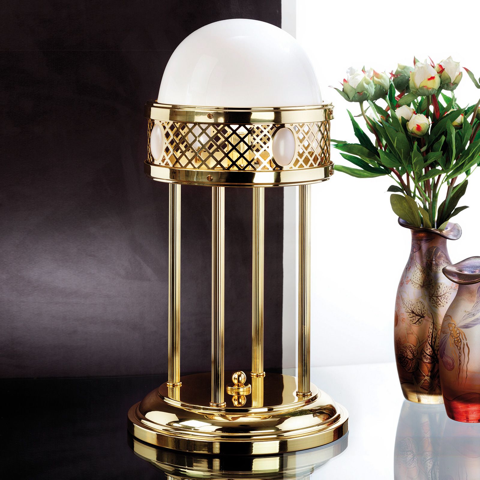 Table lamp ALT WIEN, shiny brass, H56cm