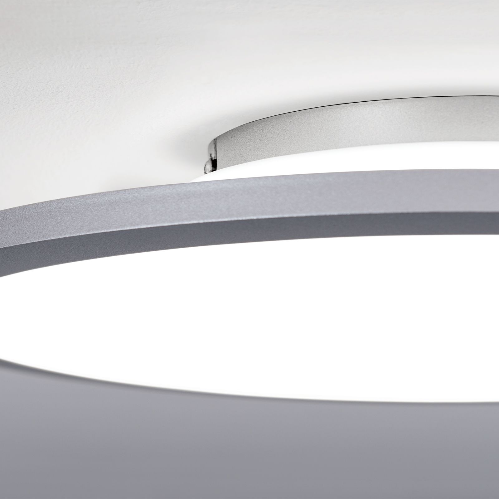 WallCeiling Orgon IP44 Prise LED 10,5W 700 mm Chrome/Blanc 230V Mtl