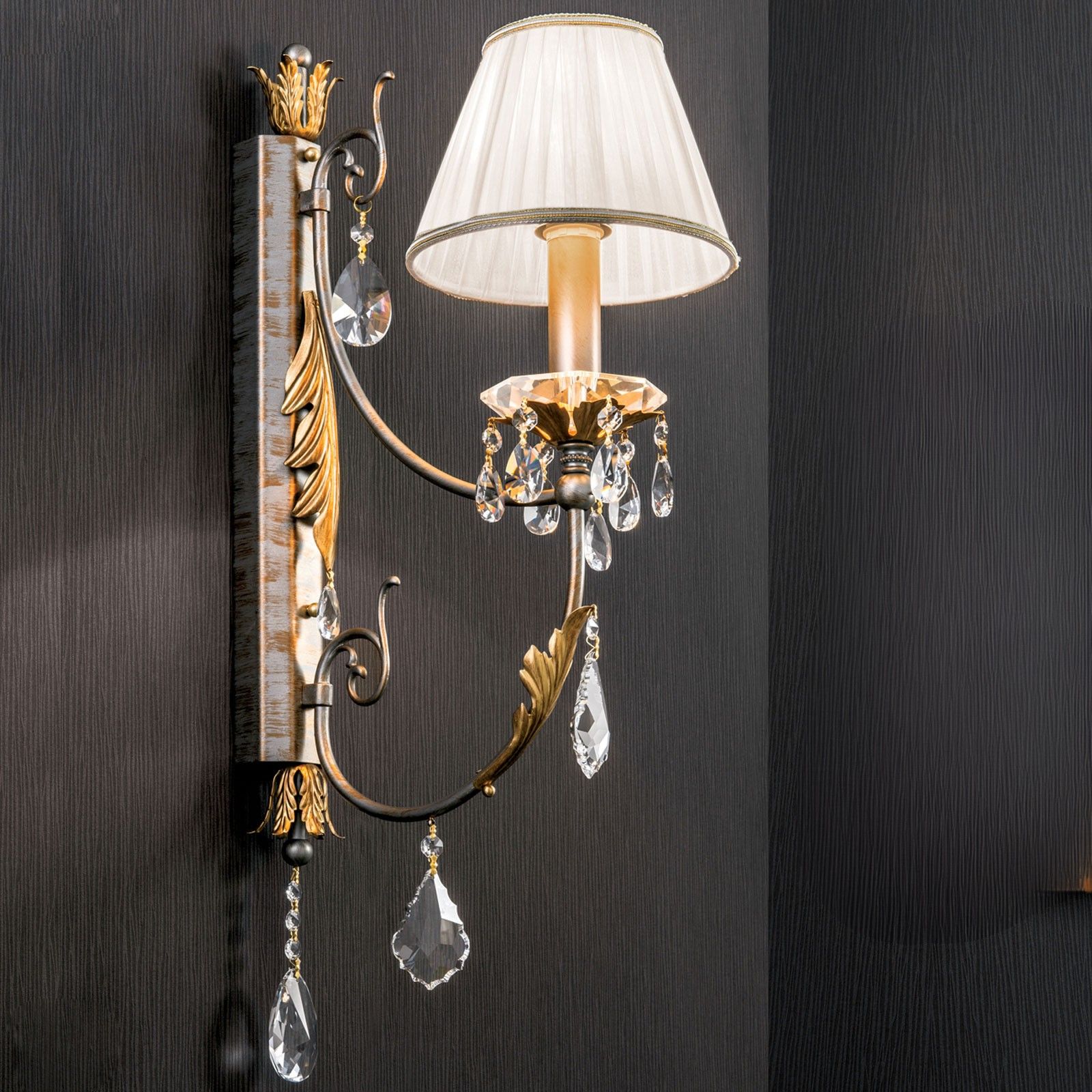 Wandleuchte MIRAMARE, 1-flammig, silbergold, mit organza weißem Schirm