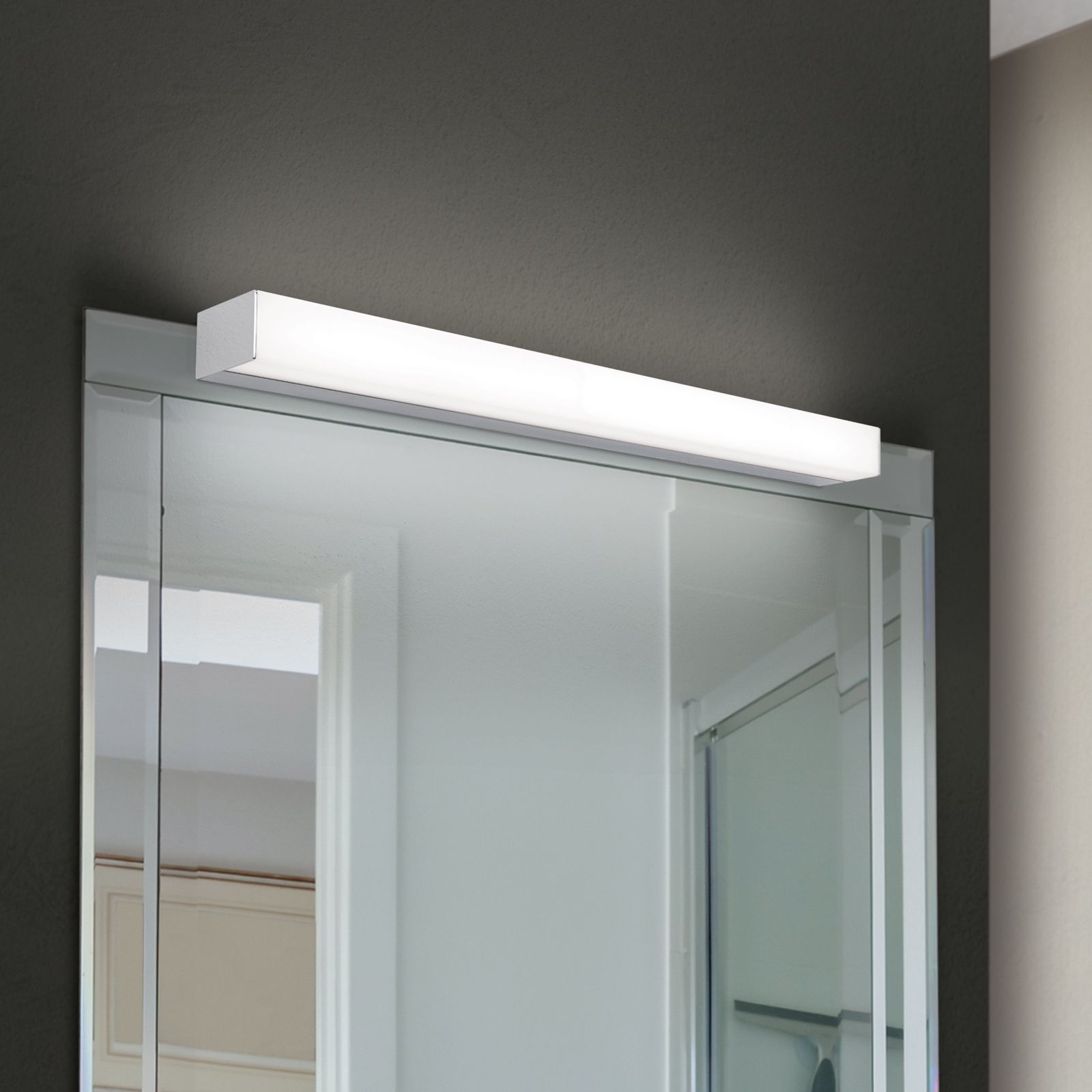 LED mirror light HORIZON, 60 cm, chrome