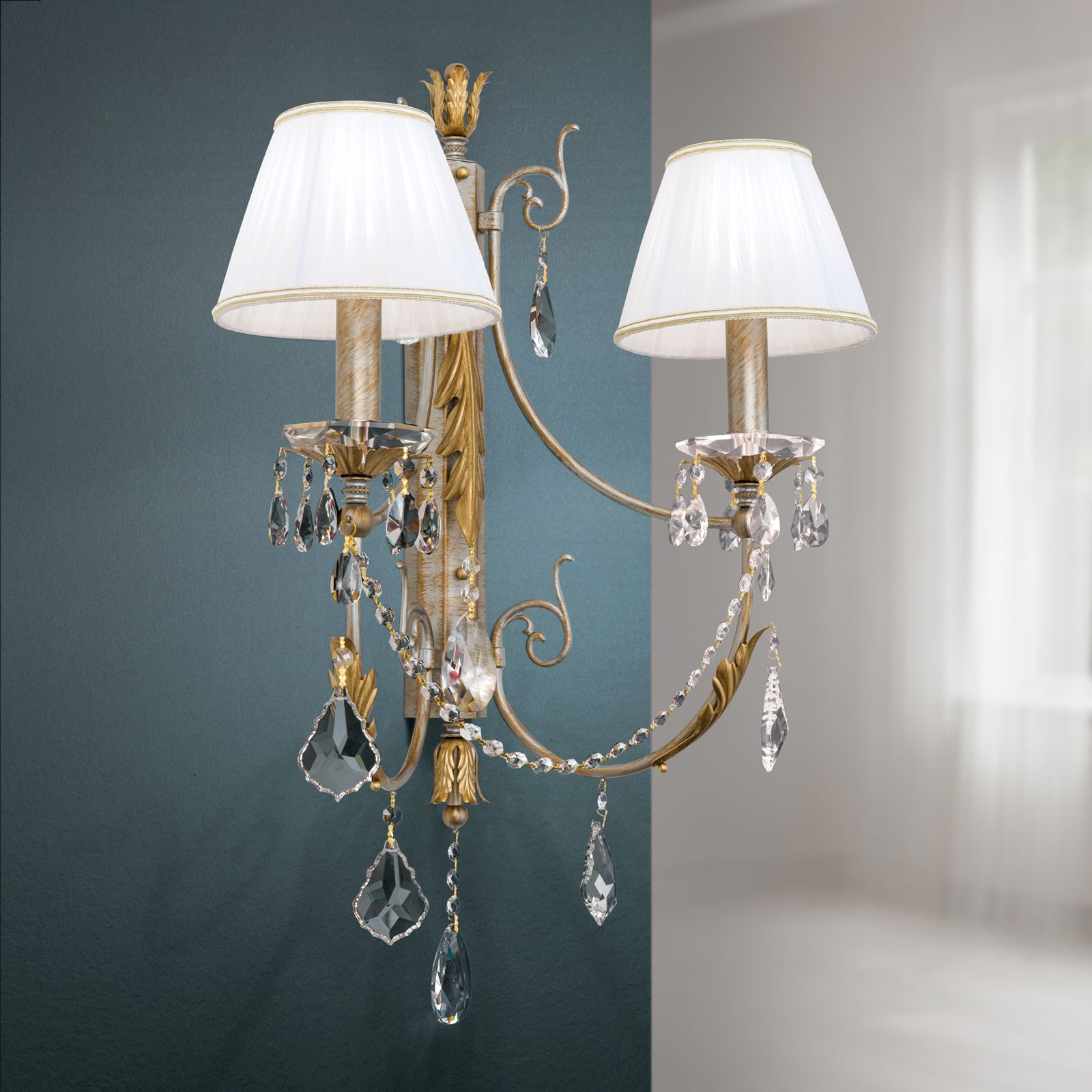 Wandleuchte MIRAMARE, 2-flammig, silbergold, mit organza weißen Schirmen