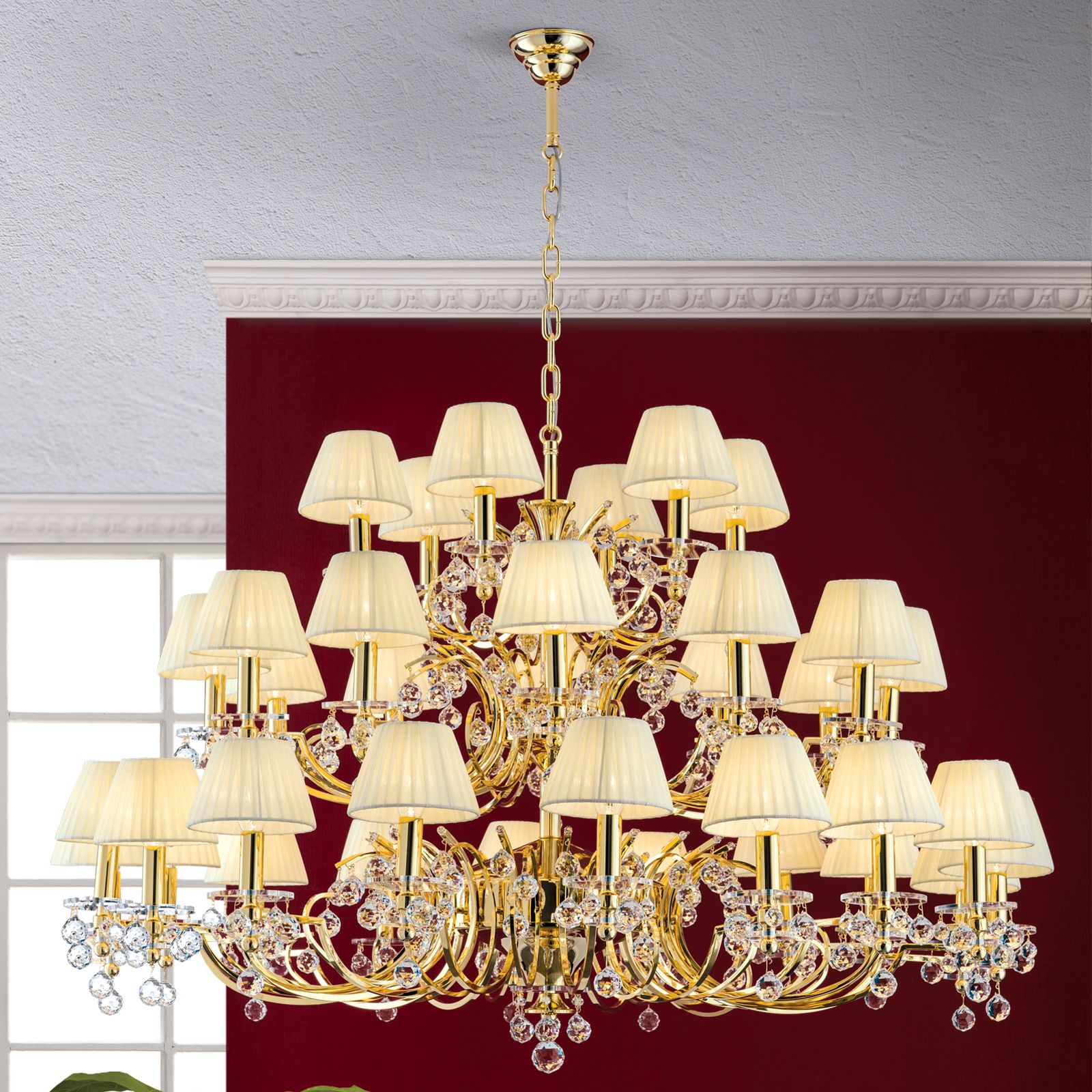 Luster KRISTALLDESIGN, 36-flammig, Gold mit champagnerfarbenen Stoffschirmen