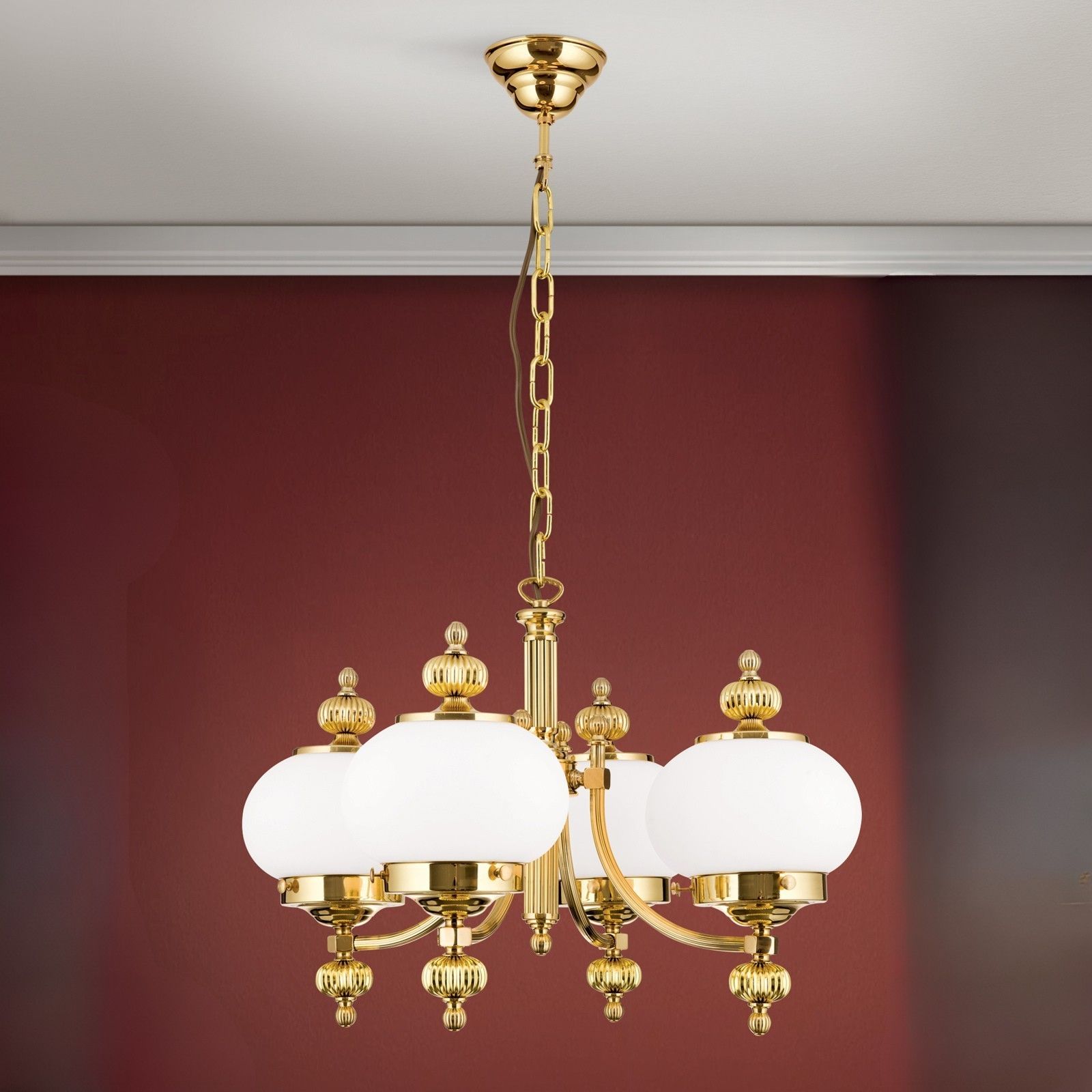 Luster WIENER NOSTALGIE, 4-flammig, Messing-glänzend, mit opal matten Gläsern, aufwärts