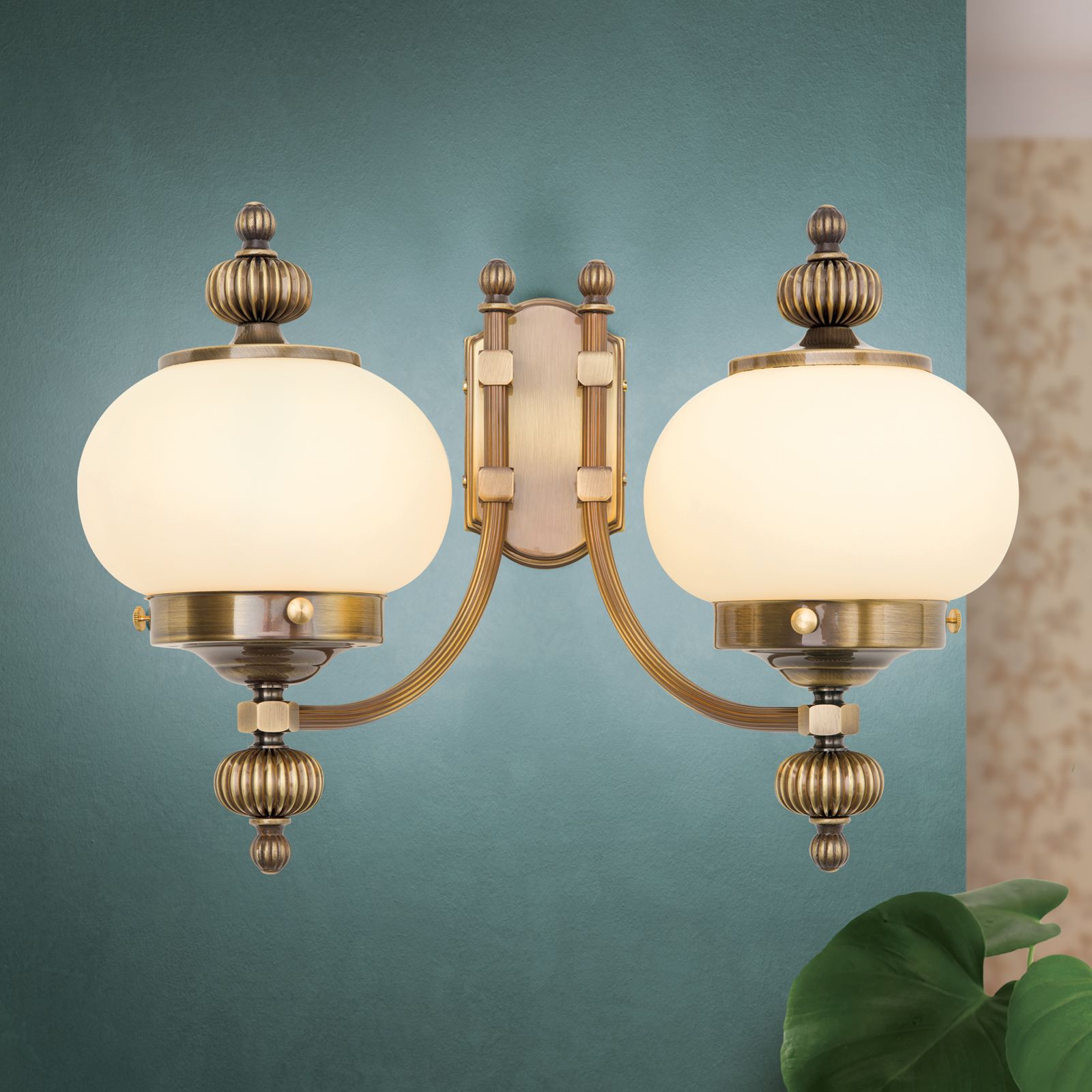 Wall light WIENER NOSTALGIE, 2 lamps upwards, antique brass finish, champagne coloured glasses