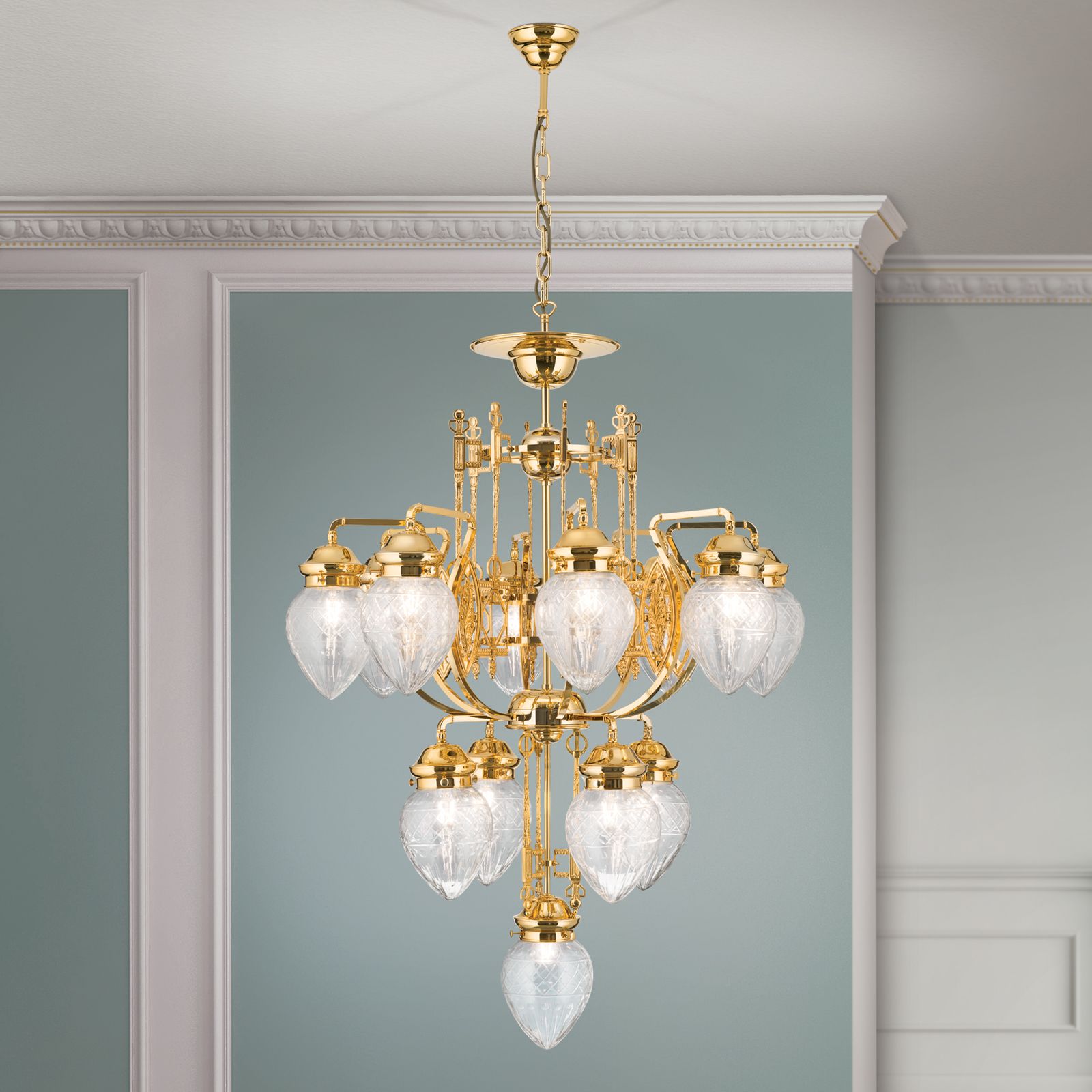 Lustr BUDAPEST, 13 plamenů, zlatý, s čirými broušenými sklíčky