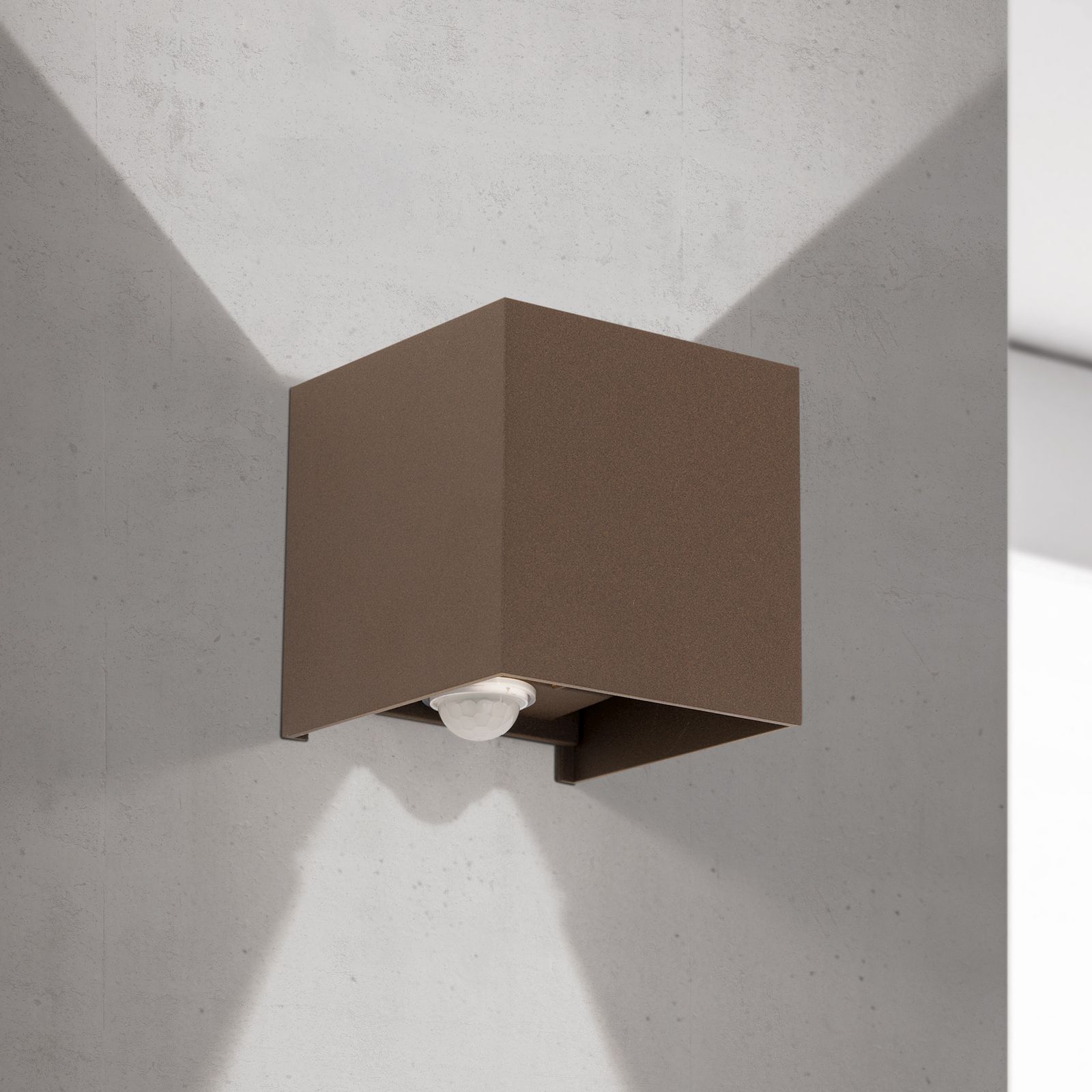LED Außenwandleuchte CUBE-S, Corten, Bewegungs- und Dämmerungssensor