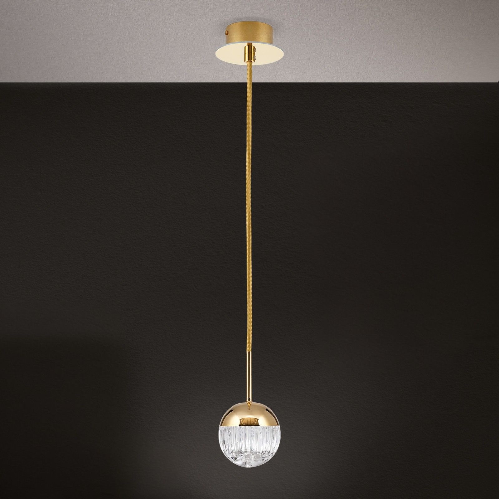 BALL single pendant with round canopy, 24K gold plated with clear crystal glass with handmade line cut