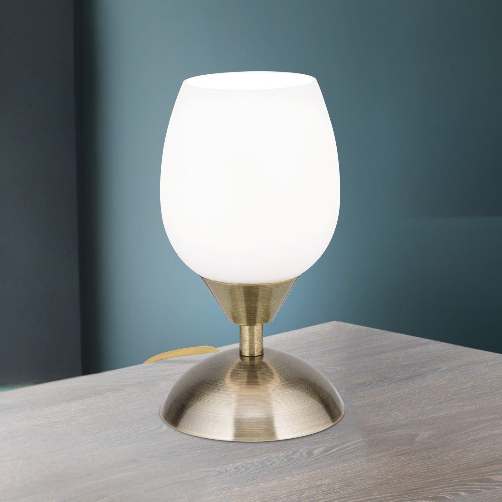 Tischlampe TULPA, Patina