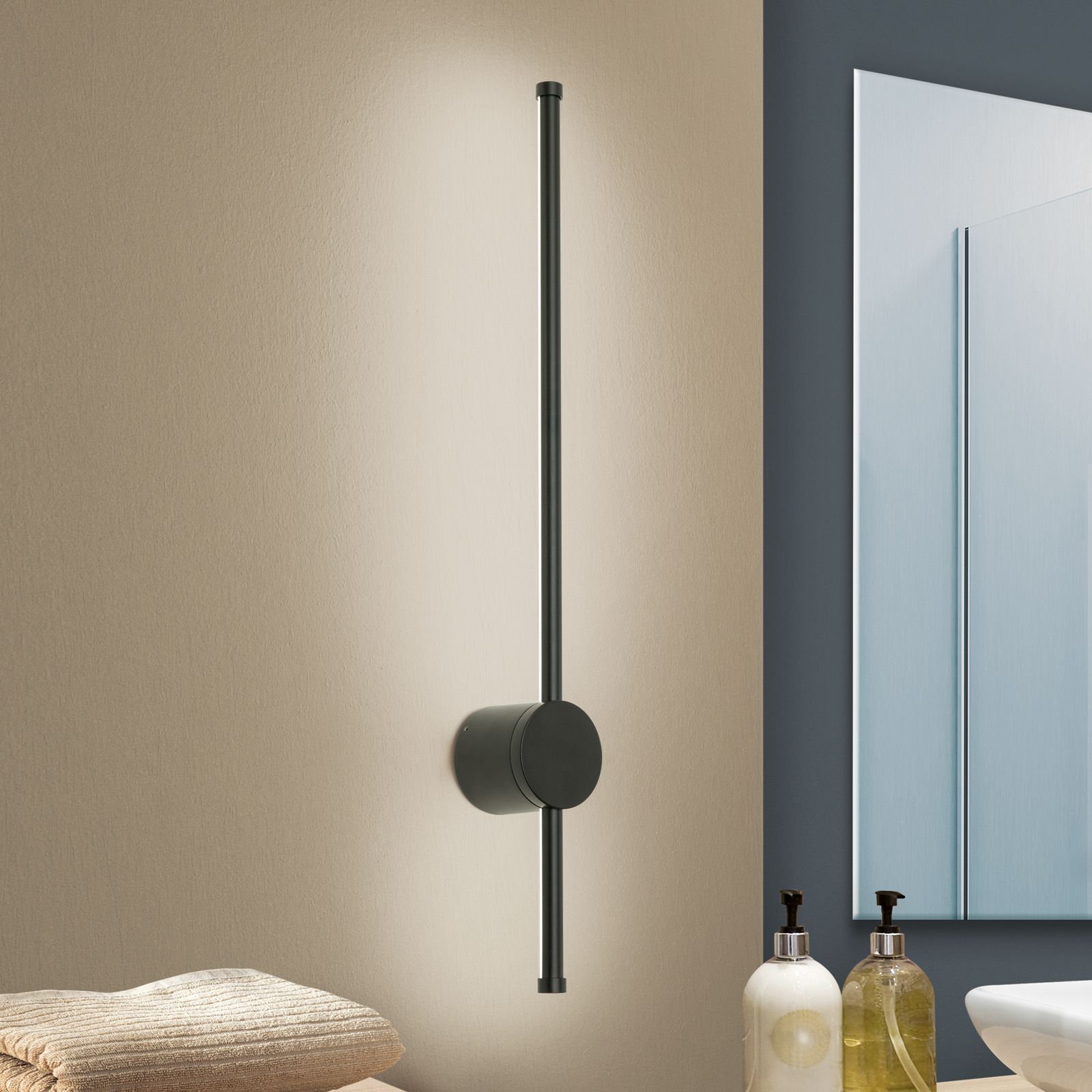 LED wall light FERDINAND, black