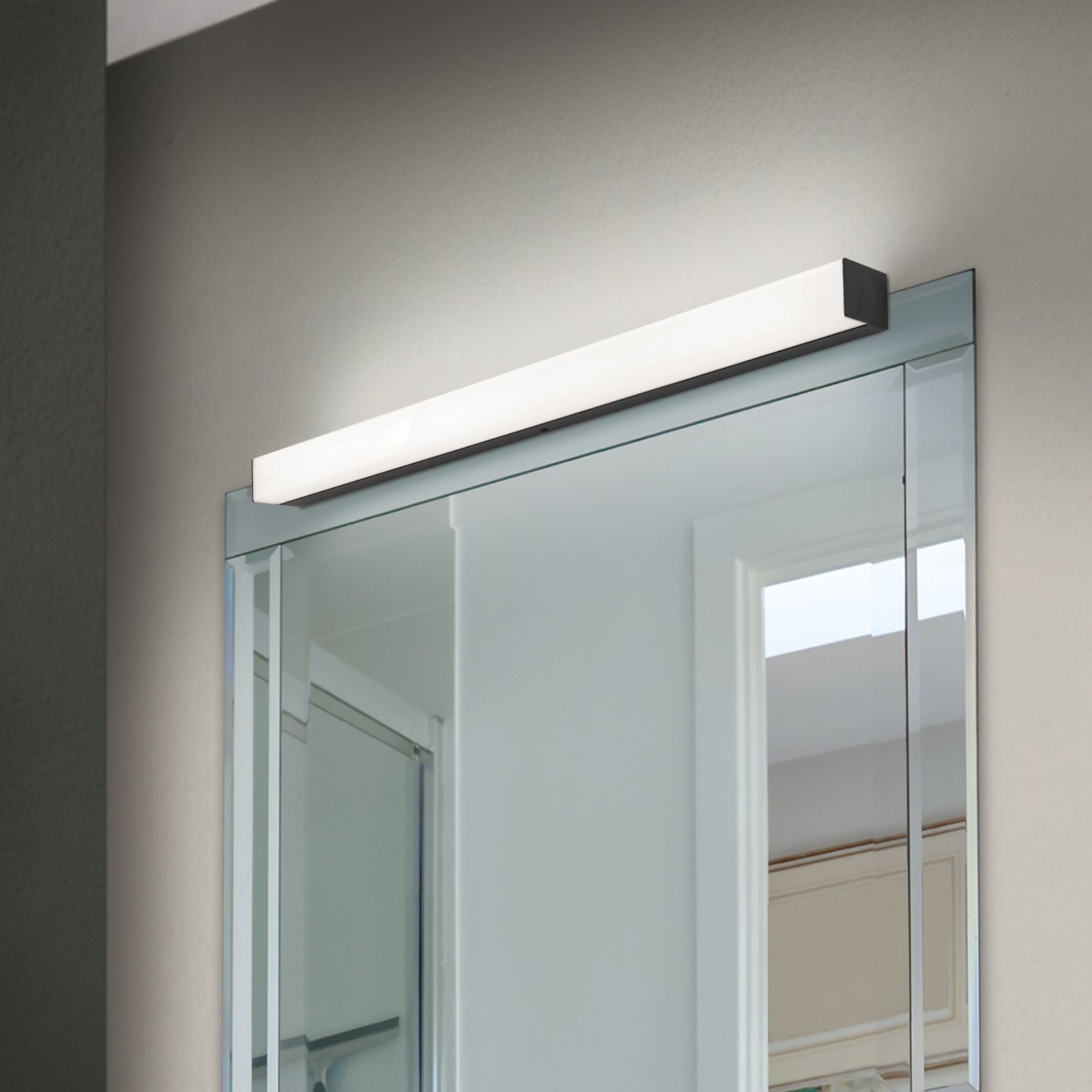 LED mirror light HORIZON, 60 cm, black