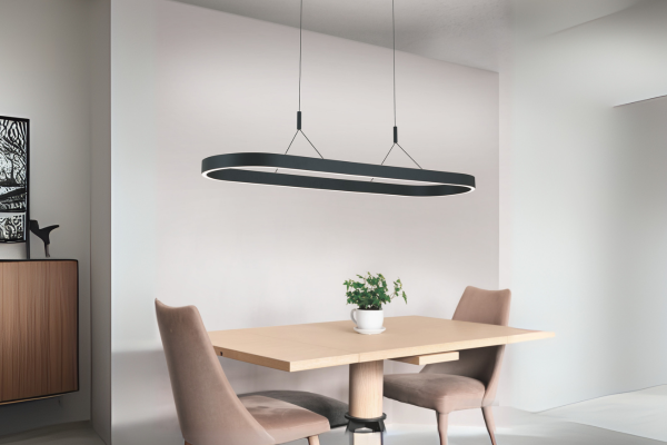 Black is back: black luminaires – timeless style on trend