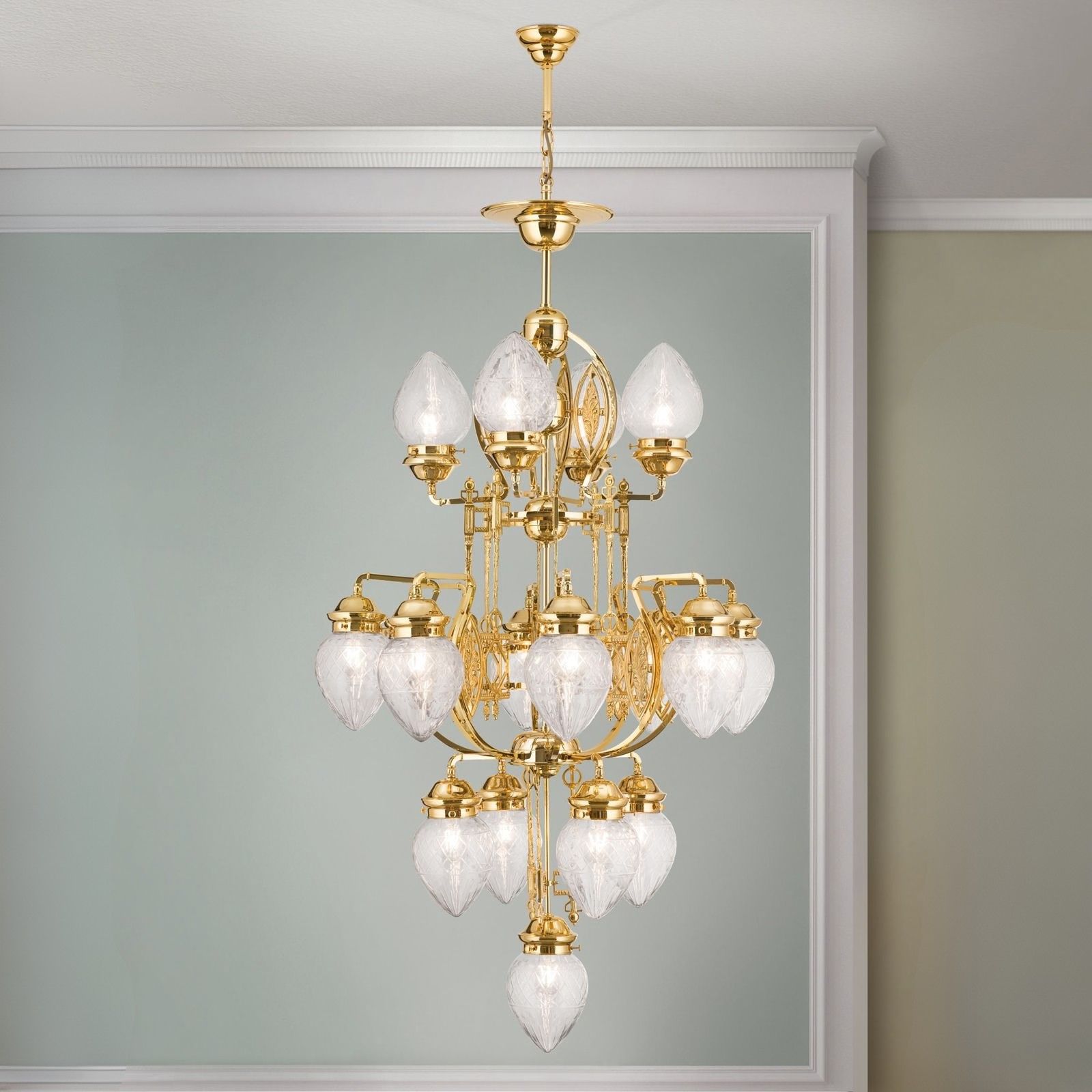 Lustr BUDAPEST, 17 světel, zlatý, s čirými broušenými skly