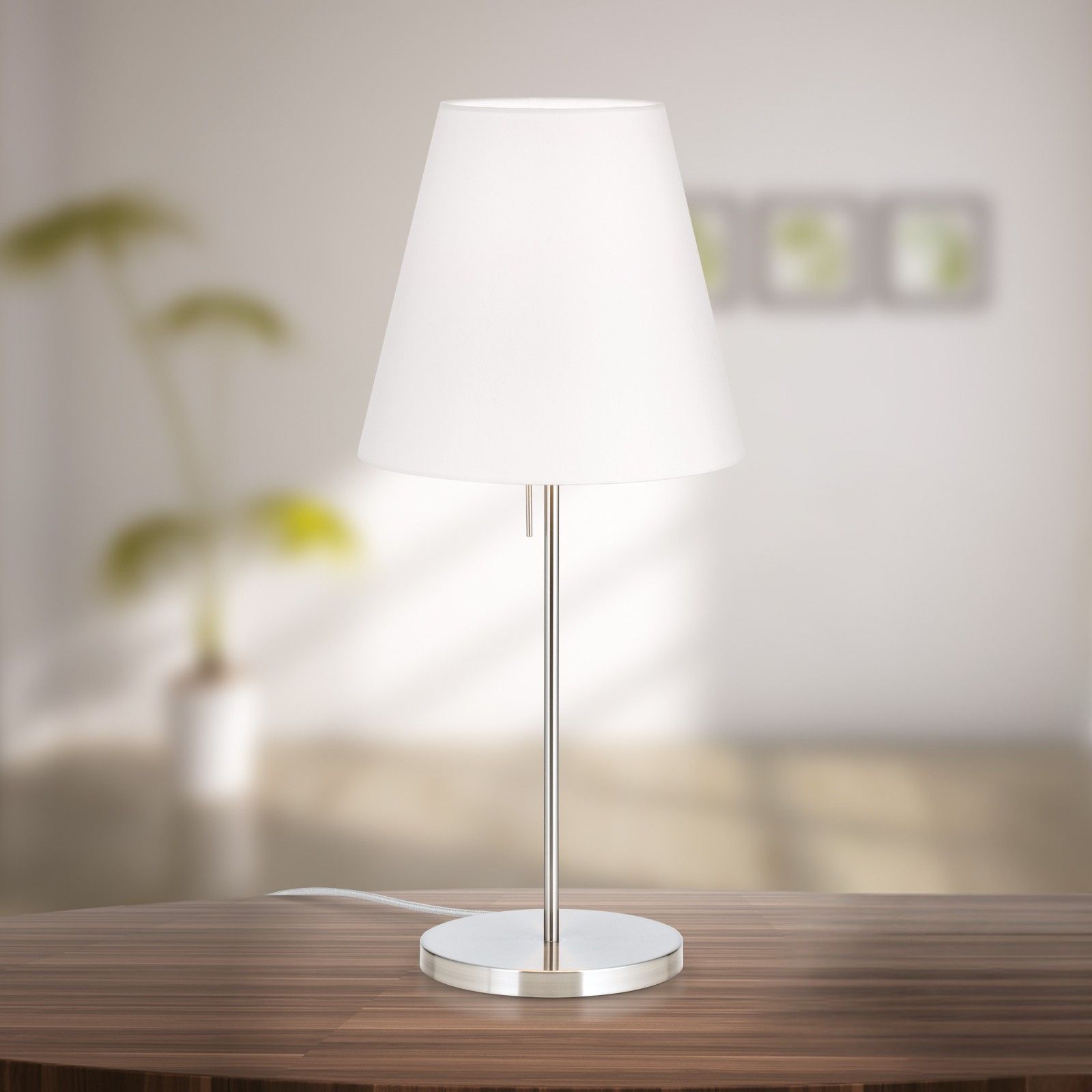 Lampa stołowa SHADE, duża, satynowa, ze stożkowym, białym kloszem