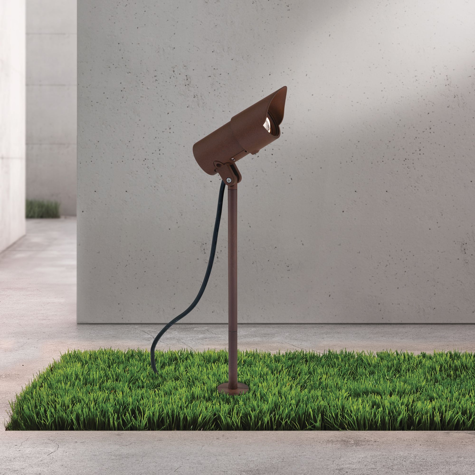 VLEPO LED outdoor spotlight, corten