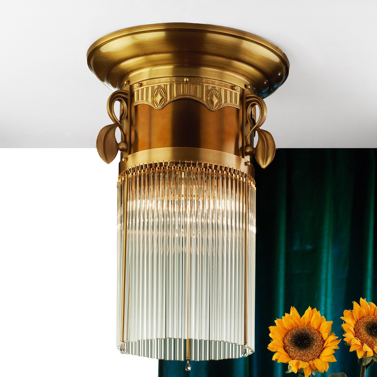 Deckenleuchte ADELE, Altmessing, mit Stäbchen, 37cm